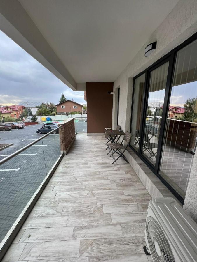 Apartament Intr-O Zona Rezidentiala Linistita Yaş Dış mekan fotoğraf